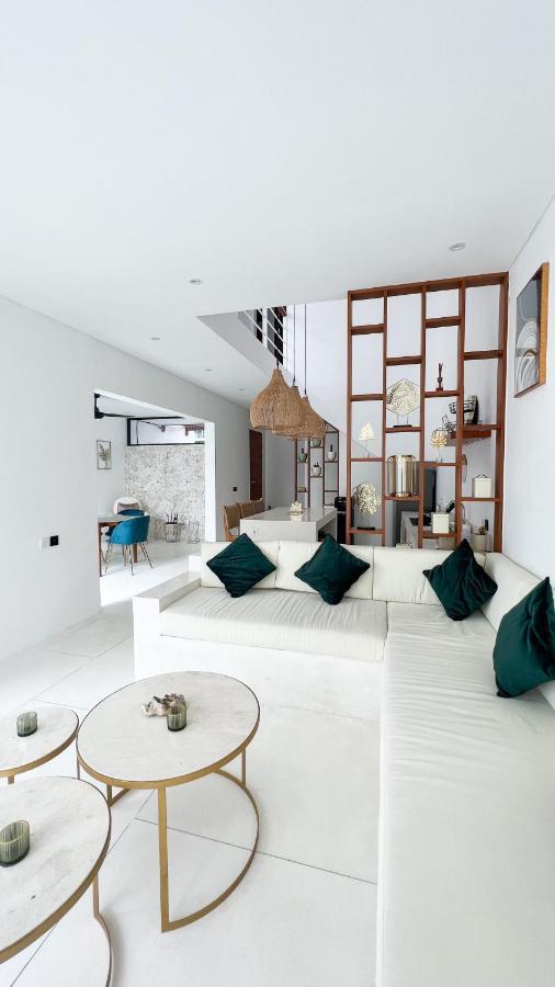 Villa Poppy Bumbak Canggu  Exterior photo